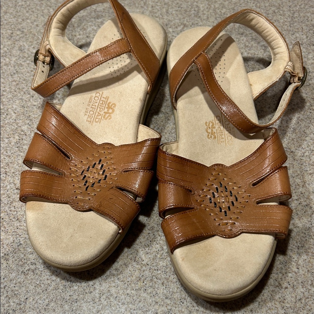 SAS Tan Leather Tripad Comfort Sandals 8.5